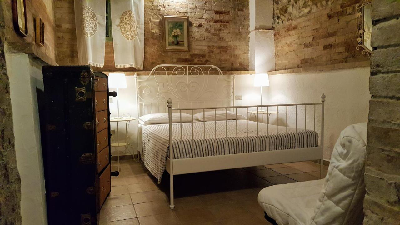 Casa Vacanze Fornace Buonconvento Bagian luar foto