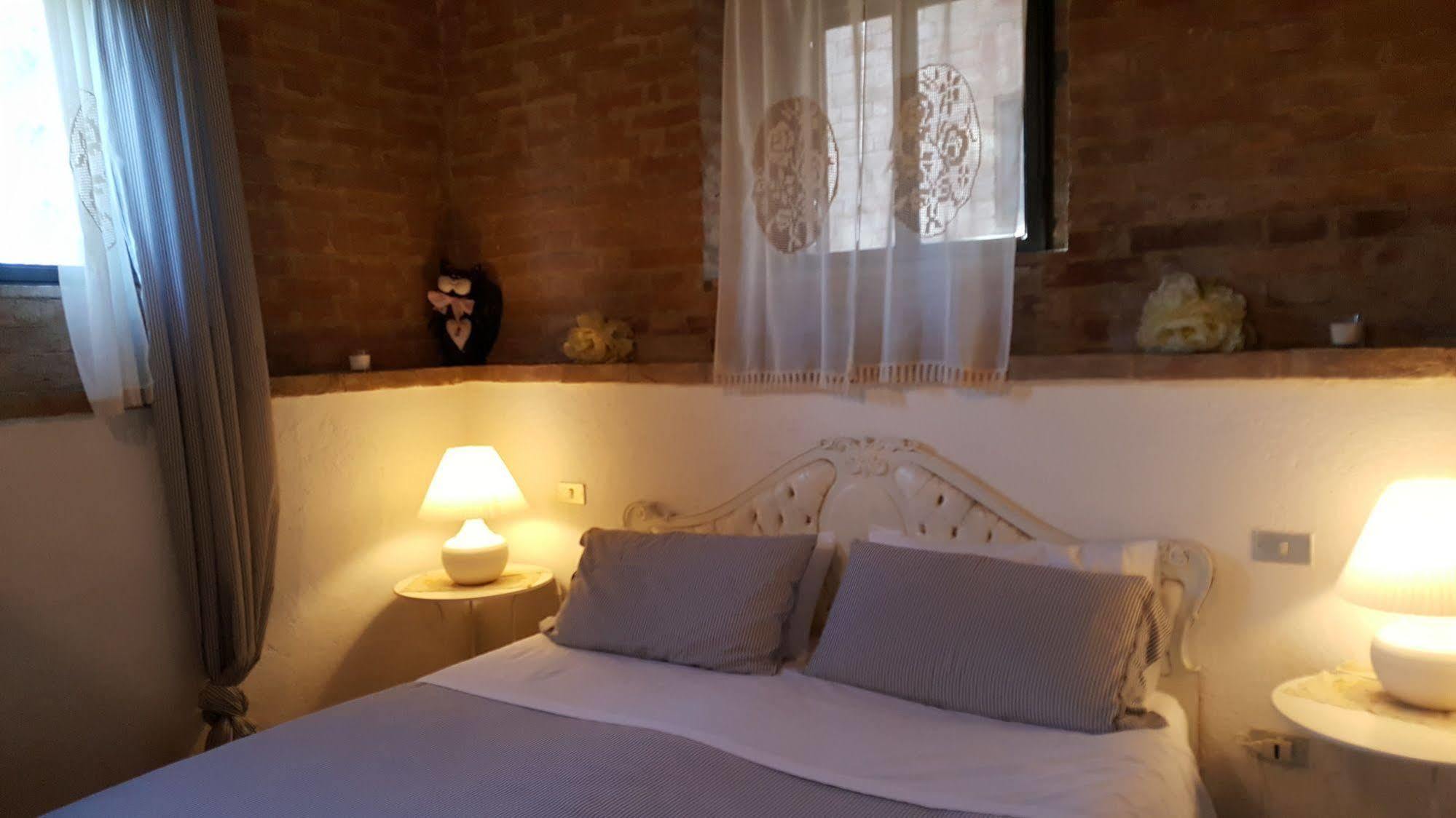 Casa Vacanze Fornace Buonconvento Bagian luar foto