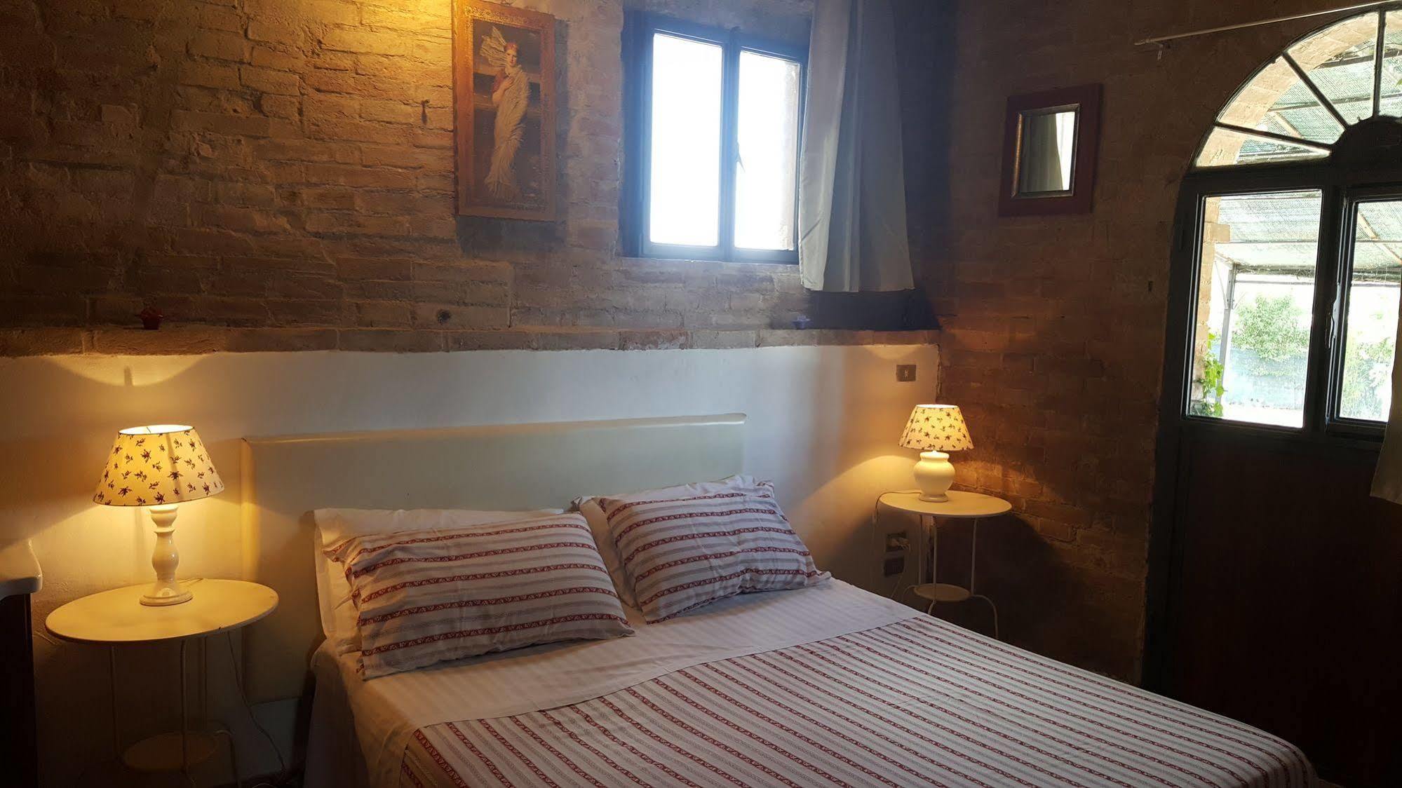 Casa Vacanze Fornace Buonconvento Bagian luar foto